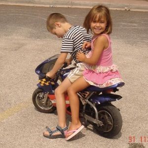 Meet your Posher, Nico